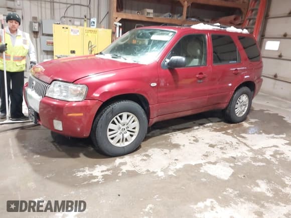 ✅ 2005 Mercury Mariner Luxury • VIN: 4M2CU57165DJ21185 • Lot: 43864195. Wystawiony na IAAI z przebiegiem Nie podano. Bezpłatny archiwum sprzedaży aukcyjnych z USA i szczegółowy raport historii pojazdu na DreamBid. Zdjęcie 2.