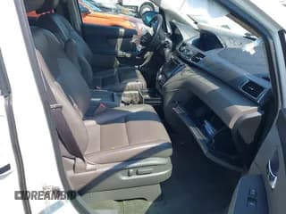 ✅ 2014 Honda Odyssey EX-L • VIN: 5FNRL5H6XEB121678 • Лот: 43247200. Опубликован ранее на IAAI с пробегом 250 008 миль. Бесплатный доступ к архиву аукционных продаж из США и подробный отчёт об истории автомобиля на DreamBid. Изображение 5.