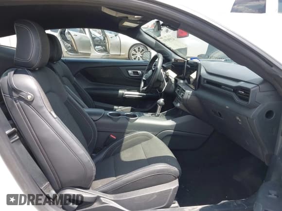 ✅ 2024 Ford Mustang EcoBoost • VIN: 1FA6P8TH4R5106804 • Lot: 42996550. Listed on IAAI with 40,016 mi. Free auction sales archive from the USA and detailed vehicle history report at DreamBid. Image 5.