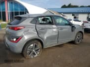 ✅ 2023 Hyundai Kona SE • VIN: KM8K23AG8PU170881 • Лот: 80644895. Опубликован ранее на Copart с пробегом 24 015 миль. Бесплатный доступ к архиву аукционных продаж из США и подробный отчёт об истории автомобиля на DreamBid. Изображение 3.