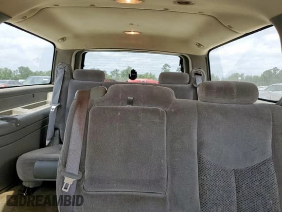 ✅ 2006 Chevrolet Suburban LS • VIN: 3GNEC16Z56G199292 • Лот: 56905005. Опубликован ранее на Copart с пробегом 198 220 миль. Бесплатный доступ к архиву аукционных продаж из США и подробный отчёт об истории автомобиля на DreamBid. Изображение 10.