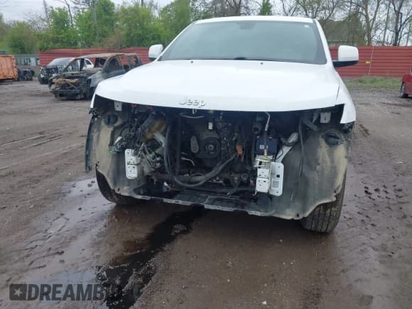 ✅ 2019 Jeep Grand Cherokee Upland • VIN: 1C4RJFAG7KC721131 • Lot: 42177456. Listed on IAAI with 97,612 mi. Free auction sales archive from the USA and detailed vehicle history report at DreamBid. Image 6.