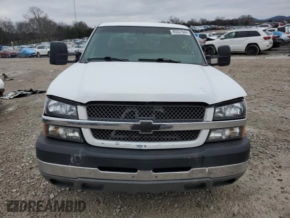 ✅ 2003 Chevrolet Silverado 2500HD LS • VIN: 1GCHC29U03E371453 • Lot: 85531544. Wystawiony na Copart z przebiegiem 149 837 mil. Bezpłatny archiwum sprzedaży aukcyjnych z USA i szczegółowy raport historii pojazdu na DreamBid. Zdjęcie 5.