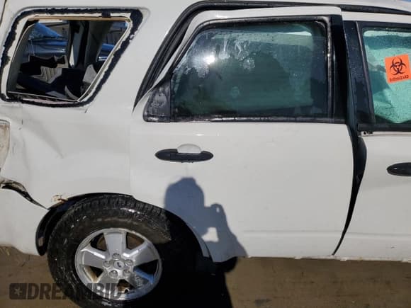 ✅ 2011 Ford Escape XLT • VIN: 1FMCU9DG2BKA69322 • Lot: 86880465. Listed on Copart with Not provided. Free auction sales archive from the USA and detailed vehicle history report at DreamBid. Image 10.