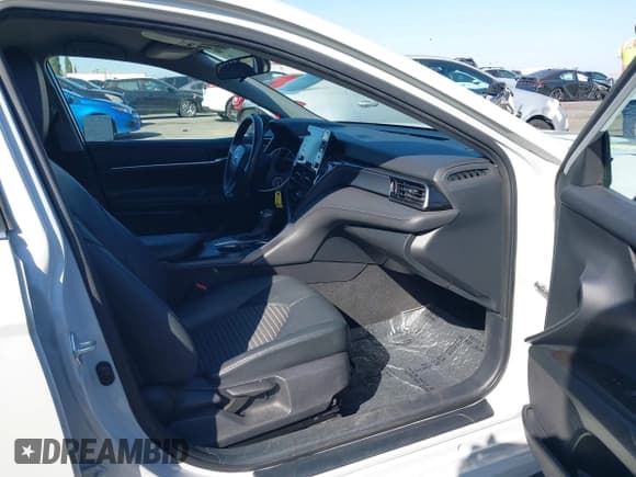 ✅ 2022 Toyota Camry SE • VIN: 4T1G11AK4NU033533 • Lot: 43401330. Listed on IAAI with 45,844 mi. Free auction sales archive from the USA and detailed vehicle history report at DreamBid. Image 5.