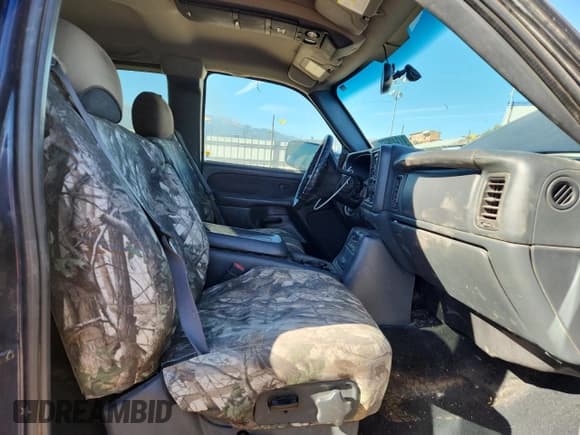 ✅ 2001 Chevrolet Silverado 2500HD LS • VIN: 1GCHK291X1E340281 • Lot: 91349665. Listed on Copart with Not provided. Free auction sales archive from the USA and detailed vehicle history report at DreamBid. Image 7.