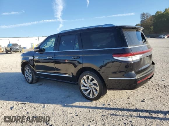✅ 2024 Lincoln Navigator Reserve • VIN: 5LMJJ2LG5REL17285 • Лот: 87199855. Опубликован ранее на Copart с пробегом 10 329 миль. Бесплатный доступ к архиву аукционных продаж из США и подробный отчёт об истории автомобиля на DreamBid. Изображение 2.