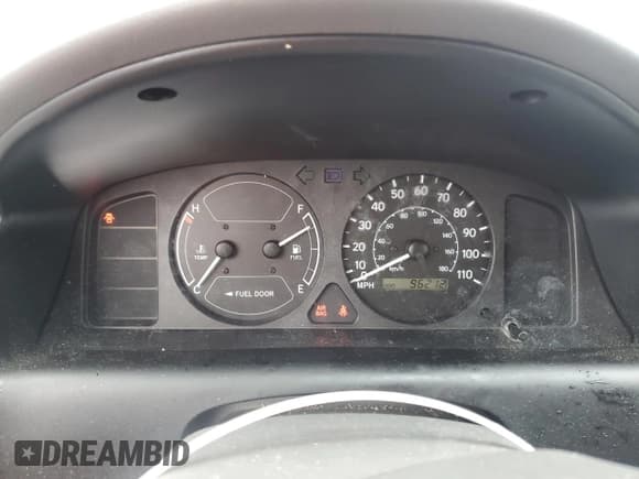 ✅ 2002 Chevrolet Prizm • VIN: 1Y1SK52852Z403372 • Lot: 45116165. Listed on Copart with 96,212 mi. Free auction sales archive from the USA and detailed vehicle history report at DreamBid. Image 9.