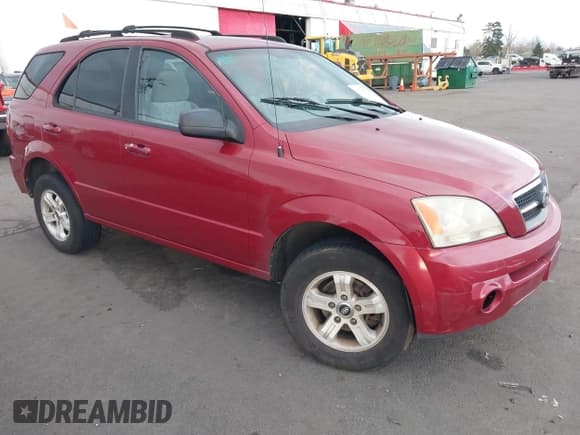 ✅ 2004 Kia Sorento LX • VIN: KNDJD733245297000 • Lot: 41708088. Listed on IAAI with 160,039 mi. Free auction sales archive from the USA and detailed vehicle history report at DreamBid. Image 1.