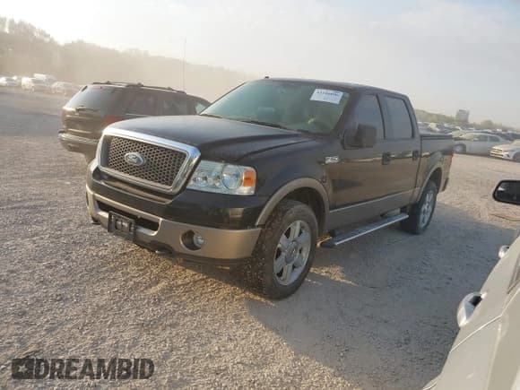✅ 2006 Ford F-150 XLT • VIN: 1FTPW14V96FA85872 • Лот: 43246896. Опубликован ранее на IAAI с пробегом 121 789 миль. Бесплатный доступ к архиву аукционных продаж из США и подробный отчёт об истории автомобиля на DreamBid. Изображение 2.