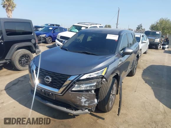 ✅ 2022 Nissan Rogue SV • VIN: 5N1BT3BA3NC691016 • Lot: 42976094. Listed on IAAI with 50,345 mi. Free auction sales archive from the USA and detailed vehicle history report at DreamBid. Image 17.
