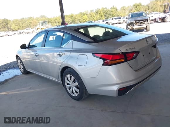 ✅ 2023 Nissan Altima S • VIN: 1N4BL4BV7PN312920 • Лот: 43493075. Опубликован ранее на IAAI с пробегом 60 757 миль. Бесплатный доступ к архиву аукционных продаж из США и подробный отчёт об истории автомобиля на DreamBid. Изображение 3.