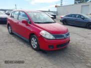 ✅ 2009 Nissan Versa S • VIN: 3N1BC13E69L485728 • Lot: 43493697. Listed on IAAI with 81,564 mi. Free auction sales archive from the USA and detailed vehicle history report at DreamBid. Image 1.