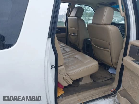 ✅ 2007 Ford Expedition Max XLT • VIN: 1FMFK165X7LA17471 • Лот: 37941369. Опубликован ранее на IAAI с пробегом Не указан. Бесплатный доступ к архиву аукционных продаж из США и подробный отчёт об истории автомобиля на DreamBid. Изображение 8.