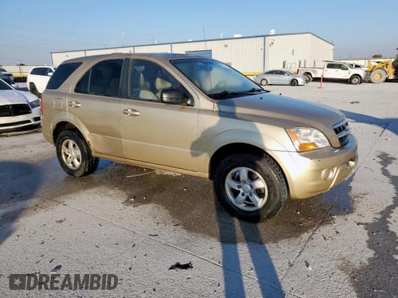 ✅ 2009 Kia Sorento LX • VIN: KNDJD735095897572 • Лот: 93011125. Опубликован ранее на Copart с пробегом 236 848 миль. Бесплатный доступ к архиву аукционных продаж из США и подробный отчёт об истории автомобиля на DreamBid. Изображение 4.