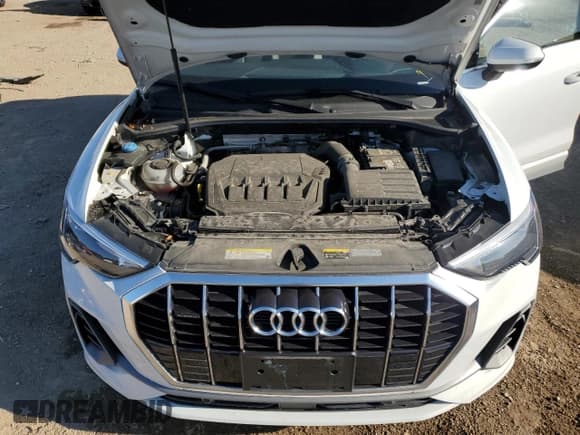 ✅ 2020 Audi Q3 S line Premium • VIN: WA1DECF39L1032332 • Lot: 84995965. Listed on Copart with 21,751 mi. Free auction sales archive from the USA and detailed vehicle history report at DreamBid. Image 11.