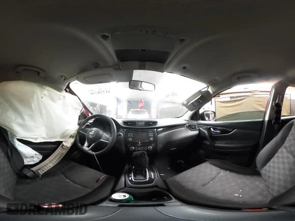 ✅ 2017 Nissan Rogue SL • VIN: JN1BJ1CP8HW020190 • Лот: 41228230. Опубликован ранее на IAAI с пробегом 132 803 миль. Бесплатный доступ к архиву аукционных продаж из США и подробный отчёт об истории автомобиля на DreamBid. Изображение 18.