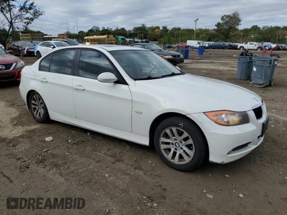 ✅ 2006 BMW 3 Series 325i • VIN: WBAVB13536PT26644 • Лот: 86480245. Опубликован ранее на Copart с пробегом 217 351 миль. Бесплатный доступ к архиву аукционных продаж из США и подробный отчёт об истории автомобиля на DreamBid. Изображение 4.