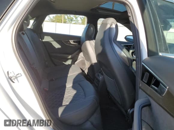 ✅ 2023 Audi S4 Premium Plus • VIN: WAUB4AF45PA013454 • Лот: 71510002. Опубликован ранее на Copart с пробегом 1 531 миль. Бесплатный доступ к архиву аукционных продаж из США и подробный отчёт об истории автомобиля на DreamBid. Изображение 10.