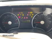 ✅ 2006 Ford Explorer XLT • VIN: 1FMEU73896ZA03371 • Lot: 42100572. Wystawiony na IAAI z przebiegiem 174 804 mil. Bezpłatny archiwum sprzedaży aukcyjnych z USA i szczegółowy raport historii pojazdu na DreamBid. Zdjęcie 7.