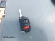 ✅ 2022 Jeep Wrangler Unlimited Willys Sport • VIN: 1C4HJXDM6NW141603 • Lot: 42687693. Wystawiony na IAAI z przebiegiem 37 180 mil. Bezpłatny archiwum sprzedaży aukcyjnych z USA i szczegółowy raport historii pojazdu na DreamBid. Zdjęcie 11.