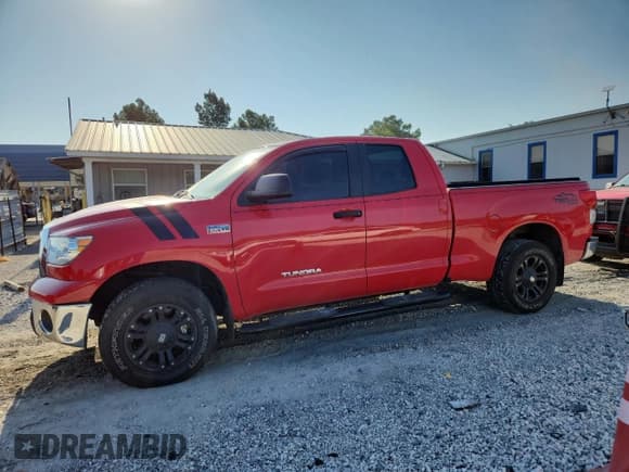 ✅ 2011 Toyota Tundra • VIN: 5TFUW5F14BX199335 • Lot: 68784365. Listed on Copart with 187,998 mi. Free auction sales archive from the USA and detailed vehicle history report at DreamBid. Image 1.
