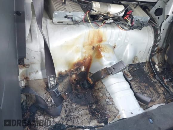 ✅ 2000 Ford Mustang GT • VIN: 1FAFP45X8YF247199 • Lot: 42188723. Listed on IAAI with 144,449 mi. Free auction sales archive from the USA and detailed vehicle history report at DreamBid. Image 6.