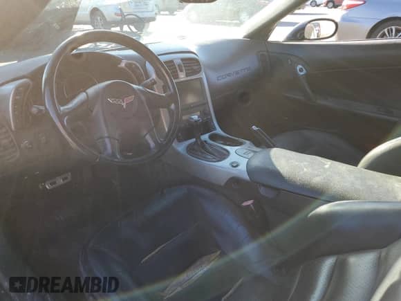 2005 Chevrolet Corvette с VIN 1G1YY34U955132364, выставлен на аукционе Copart как лот 80483604 с пробегом 116 395 миль миль и Чистый • Clean title. История ставок и продаж доступна на DreamBid. Изображение 8.