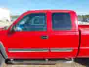 2005 Chevrolet Silverado 1500 Z71 z VIN 1GCEK19B65Z113674, wystawiony jako IAAI lot #43373475 z przebiegiem Nie podano mil oraz . Historia ofert i sprzedaży dostępna na DreamBid. Obrazek 14.