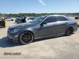 ✅ 2012 Mercedes-Benz E 63 AMG • VIN: WDDHF7EB4CA634579 • Lot: 84703195. Wystawiony na Copart z przebiegiem 81 529 mil. Bezpłatny archiwum sprzedaży aukcyjnych z USA i szczegółowy raport historii pojazdu na DreamBid. Zdjęcie 1.