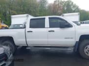 ✅ 2015 Chevrolet Silverado 2500HD LT • VIN: 1GC1KVEG3FF165208 • Lot: 42184899. Wystawiony na IAAI z przebiegiem 311 427 mil. Bezpłatny archiwum sprzedaży aukcyjnych z USA i szczegółowy raport historii pojazdu na DreamBid. Zdjęcie 13.