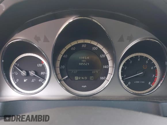 ✅ 2010 Mercedes-Benz C 300 Sport • VIN: WDDGF5EB6AR118206 • Lot: 43060780. Listed on IAAI with 105,521 mi. Free auction sales archive from the USA and detailed vehicle history report at DreamBid. Image 7.