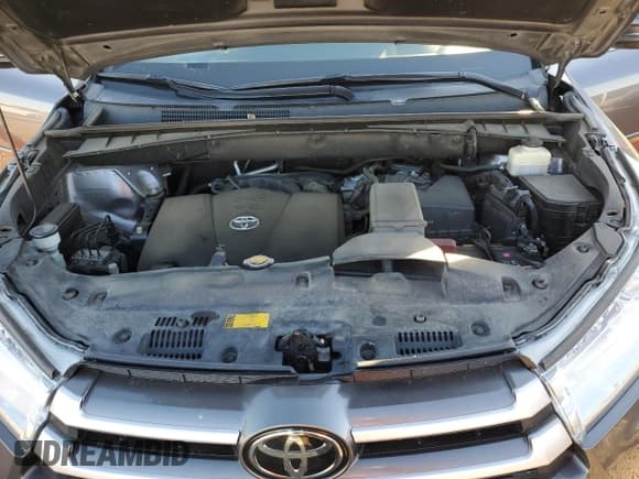 ✅ 2017 Toyota Highlander XLE • VIN: 5TDJZRFH7HS441483 • Lot: 90866745. Wystawiony na Copart z przebiegiem 86 728 mil. Bezpłatny archiwum sprzedaży aukcyjnych z USA i szczegółowy raport historii pojazdu na DreamBid. Zdjęcie 12.