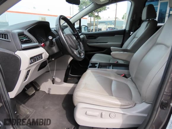 ✅ 2020 Honda Odyssey EX-L • VIN: 5FNRL6H78LB029948 • Лот: 92513395. Опубликован ранее на Copart с пробегом 42 248 миль. Бесплатный доступ к архиву аукционных продаж из США и подробный отчёт об истории автомобиля на DreamBid. Изображение 9.