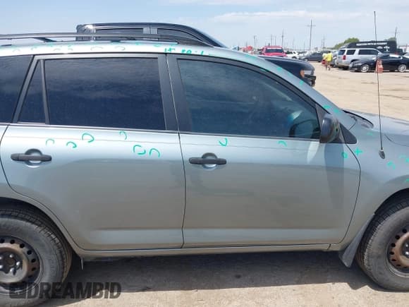✅ 2008 Toyota RAV4 • VIN: JTMZD33V886053560 • Lot: 42963642. Listed on IAAI with 154,579 mi. Free auction sales archive from the USA and detailed vehicle history report at DreamBid. Image 13.