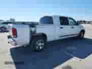 2006 Dodge 1500 SLT z VIN 3D7KR19D76G202595, wystawiony jako Copart lot #84990065 z przebiegiem 119 840 mil mil oraz Szkoda całkowita • Salvage title. Historia ofert i sprzedaży dostępna na DreamBid. Obrazek 3.