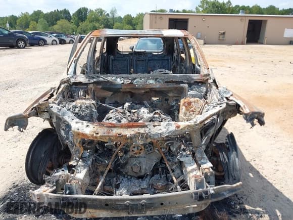 ✅ 2015 Jeep Grand Cherokee Overland • VIN: 1C4RJFCT8FC129611 • Лот: 43102751. Опубликован ранее на IAAI с пробегом Не указан. Бесплатный доступ к архиву аукционных продаж из США и подробный отчёт об истории автомобиля на DreamBid. Изображение 12.