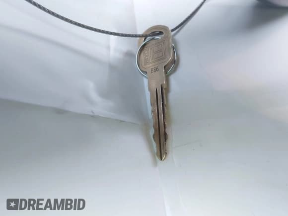 ✅ 2004 Chevrolet Silverado 1500 • VIN: 1GCEC19T34Z228771 • Lot: 43675876. Wystawiony na IAAI z przebiegiem 285 038 mil. Bezpłatny archiwum sprzedaży aukcyjnych z USA i szczegółowy raport historii pojazdu na DreamBid. Zdjęcie 11.