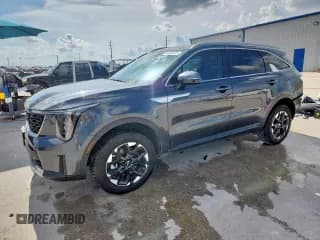 ✅ 2024 Kia Sorento S • VIN: 5XYRLDJC2RG264519 • Lot: 62948265. Wystawiony na Copart z przebiegiem 30 255 mil. Bezpłatny archiwum sprzedaży aukcyjnych z USA i szczegółowy raport historii pojazdu na DreamBid. Zdjęcie 1.