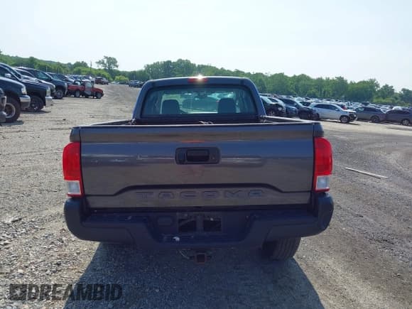 ✅ 2016 Toyota Tacoma SR • VIN: 5TFSX5EN6GX043622 • Lot: 42378253. Listed on IAAI with 194,922 mi. Free auction sales archive from the USA and detailed vehicle history report at DreamBid. Image 17.