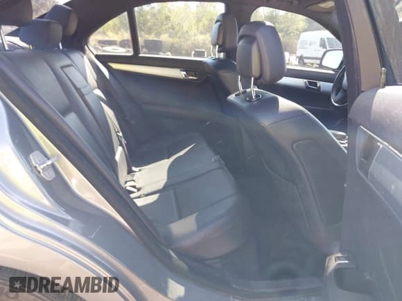 ✅ 2008 Mercedes-Benz C 300 Sport • VIN: WDDGF81X18F101411 • Lot: 43217284. Listed on IAAI with 187,231 mi. Free auction sales archive from the USA and detailed vehicle history report at DreamBid. Image 8.