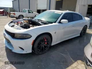2015 Dodge Charger SRT Hellcat z VIN 2C3CDXL94FH836410, wystawiony jako Copart lot #67490165 z przebiegiem 99 830 mil mil oraz Czysty tytuł • Clean title. Historia ofert i sprzedaży dostępna na DreamBid. Obrazek 1.