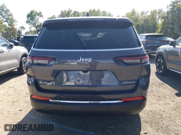 ✅ 2025 Jeep Grand Cherokee Limited • VIN: 1C4RJKBG0S8711132 • Lot: 71666455. Wystawiony na Copart z przebiegiem Nie podano. Bezpłatny archiwum sprzedaży aukcyjnych z USA i szczegółowy raport historii pojazdu na DreamBid. Zdjęcie 6.