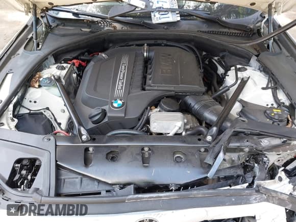 ✅ 2014 BMW 5 Series 535i • VIN: WBA5B1C50ED480633 • Lot: 43120267. Listed on IAAI with 167,823 mi. Free auction sales archive from the USA and detailed vehicle history report at DreamBid. Image 10.