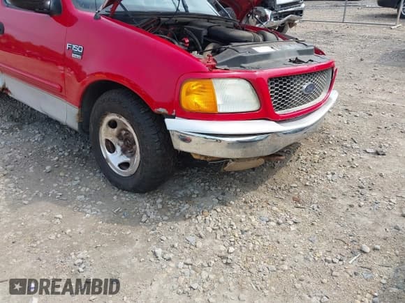 ✅ 2004 Ford F-150 XL • VIN: 2FTRX18W94CA24605 • Lot: 42948341. Listed on IAAI with Not provided. Free auction sales archive from the USA and detailed vehicle history report at DreamBid. Image 6.
