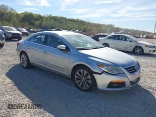 ✅ 2009 Volkswagen CC Sport • VIN: WVWML73C79E563859 • Лот: 43489231. Опубликован ранее на IAAI с пробегом 149 688 миль. Бесплатный доступ к архиву аукционных продаж из США и подробный отчёт об истории автомобиля на DreamBid. Изображение 1.
