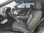 2019 Chevrolet Camaro 1LT с VIN 1G1FB3DXXK0136905, выставлен на аукционе Copart как лот 81994714 с пробегом 100 874 миль миль и Списание • Salvage title. История ставок и продаж доступна на DreamBid. Изображение 7.