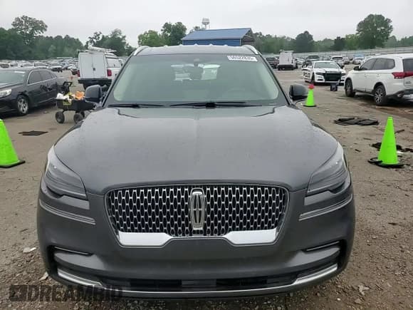 ✅ 2021 Lincoln Aviator Standard • VIN: 5LM5J6WC7MGL09106 • Lot: 56522835. Listed on Copart with 40,009 mi. Free auction sales archive from the USA and detailed vehicle history report at DreamBid. Image 14.