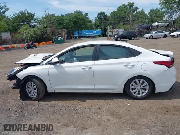 ✅ 2021 Hyundai Accent SEL • VIN: 3KPC24A67ME144045 • Lot: 42623662. Wystawiony na IAAI z przebiegiem 63 316 mil. Bezpłatny archiwum sprzedaży aukcyjnych z USA i szczegółowy raport historii pojazdu na DreamBid. Zdjęcie 13.