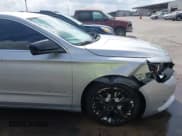 ✅ 2015 Chevrolet Impala LS • VIN: 2G11X5SL5F9217586 • Лот: 43497473. Опубликован ранее на IAAI с пробегом 270 940 миль. Бесплатный доступ к архиву аукционных продаж из США и подробный отчёт об истории автомобиля на DreamBid. Изображение 17.